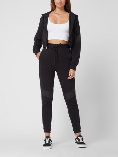 Calvin Klein Performance Cropped Sweatjacke mit Logo-Streifen  Black 1