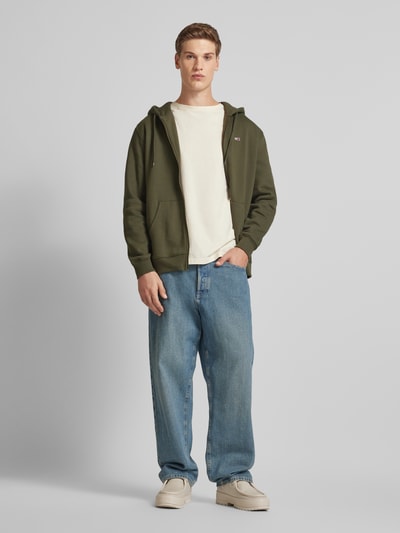 Tommy Jeans Regular Fit Sweatjacke mit Kapuze Oliv 1