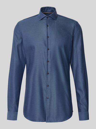 Produktfoto, Slim Fit Businesshemd in Premiumqualität mit extra langem Arm von Jake*s aus blauem Big Twill-Baumwollstoff mit dezenten diagonalen Nadelstreifen und Kentkragen