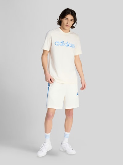 adidas Sportswear Regular Fit Sweatshorts aus reiner Baumwolle Offwhite 1