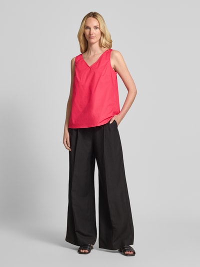 Christian Berg Woman Regular Fit Blusentop mit V-Ausschnitt Fuchsia 1