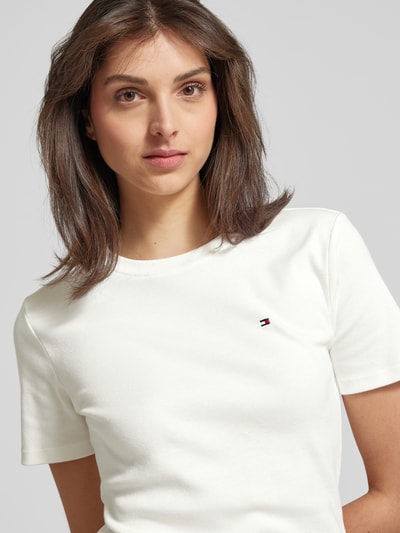 Tommy Hilfiger Slim Fit T-Shirt mit Label-Detail Ecru 3