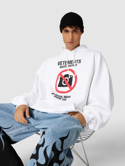 VETEMENTS Oversized Hoodie mit Statement-Print Weiss 3