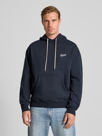 POMPEII BRAND Bluza z kapturem i nadrukiem z logo model ‘SABONS DE POMPEII’ Granatowy 4