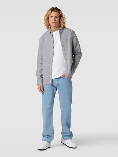 Tommy Jeans Regular fit vrijetijdsoverhemd met labelstitching Lichtgrijs gemêleerd - 1