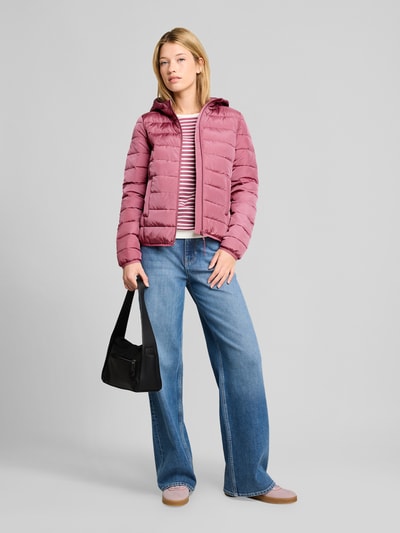 Tom Tailor Denim kurtka pikowana o kroju regular fit z kołnierzem z kapturem Mocnoróżowy 1