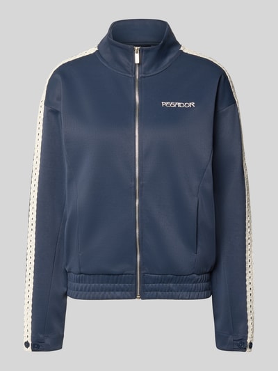 Produktfoto, Sweatjacke mit Spitzenbesatz Modell 'TIHANY LACE' von Pegador in Dunkelblau, Stehkragen, Reißverschluss, Label-Stitching, Material-Mix