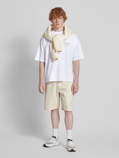 REVIEW Oversized T-Shirt mit Label-Print Weiss 1