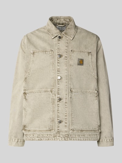 Produktfoto, Jeansjacke mit Knopfleiste und Label-Detail von Carhartt Work In Progress, Reine Baumwolle, Relaxed-Fit, beige, sichtbare Struktur
