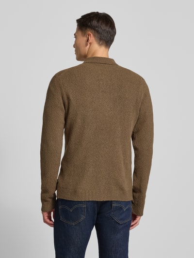 Jack & Jones Premium Sweter z dzianiny z kołnierzykiem polo model ‘MAVERICK’ Camel 5