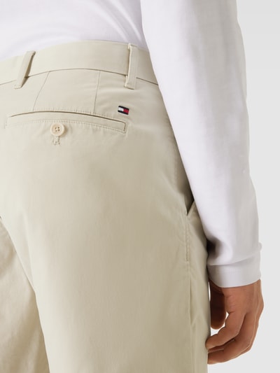 Tommy Hilfiger Shorts in unifarbenem Design Stein 3