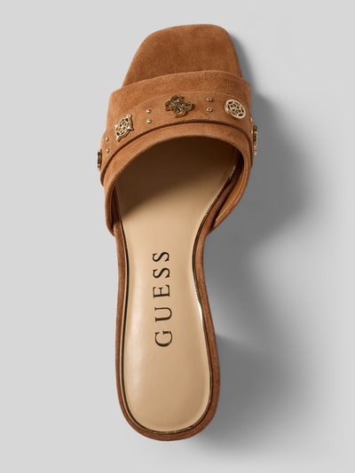 Produktfoto, Sandalette aus Leder mit Blockabsatz Modell 'GAURI2' von Guess in Braun, goldene Details, Schlupfform, Absatzhöhe 7 cm bei Größe 40