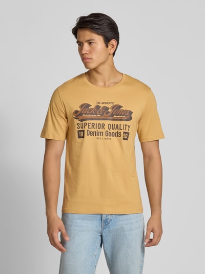 Jack & Jones T-shirt z nadrukiem z logo Musztardowy 4