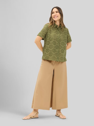 Brax Regular Fit Bluse aus reiner Baumwolle mit Lochstickerei Oliv 1