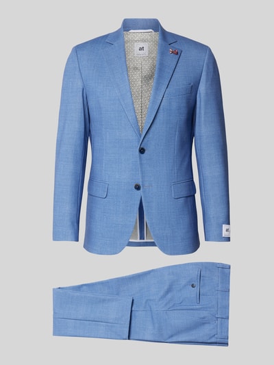 Produktfoto, Slim Fit Anzug mit 2-Knopf-Sakko von Wilvorst in Hellblau, Material-Mix mit Baumwoll-Anteil, feine Textur, Reverskragen, Pattentaschen, Anzughose mit Bügelfalten, Bundweite 46 cm, Rückenlänge 72 cm, Schulterbreite 44 cm, Ärmellänge 63 cm, Innenbeinlänge 80 cm, Anzug-Farben: Hellblau, Anzug-Stoff: Material-Mix.