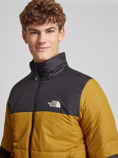 The North Face Steppjacke mit Label-Print Modell 'GOSEI' Khaki 3