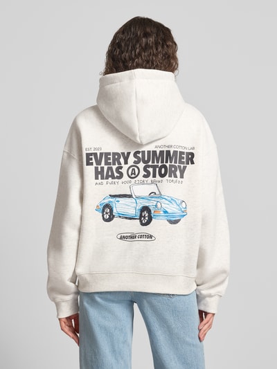 ANOTHER COTTON LAB Hoodie mit Label-Prints und Känguru-Tasche Mittelgrau Melange 5