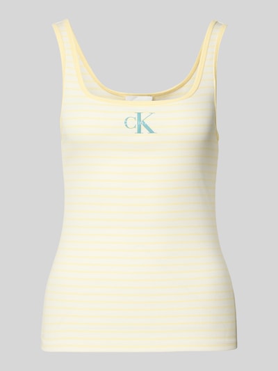 Produktfoto, Trägertop in Ripp-Optik mit Logo von Calvin Klein Jeans im Slim-Fit aus Baumwoll-Elasthan-Mix, gelb-weiß gestreift, Rückenlänge 59 cm.