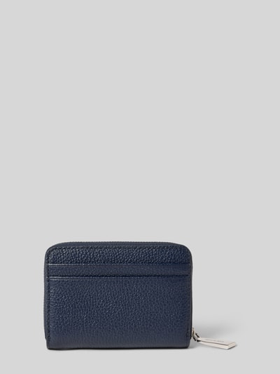 Produktfoto, Portemonnaie mit Strukturmuster Modell 'Jet Set' von MICHAEL Michael Kors, dunkelblau, Hauptfach mit Reißverschluss, feine Ledertextur, Reißverschlussfach auf der Innenseite.
