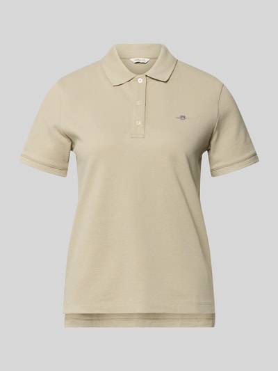 Produktfoto, Poloshirt mit Logo-Stitching und Polokragen von Gant in Beige, reine Baumwolle, Regular Fit, kurze Knopfleiste, glatte Textur