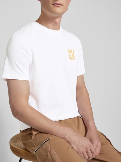 HUGO T-Shirt mit Label-Print Modell 'Dimoniti' Weiss 3