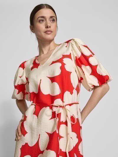 B.Young Knielanges Kleid mit Bindegürtel Modell 'IBINE' Rot 3
