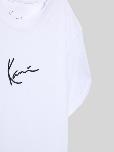 Productfoto, Regular Fit T-shirt met gestikt logo van KARL KANI in wit puur katoen, ronde hals, ruglengte maat 134: 56 cm