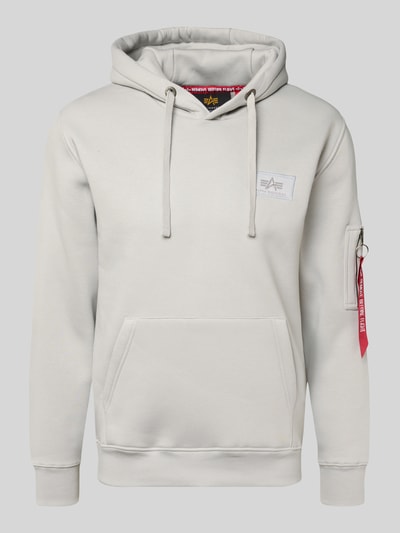 Alpha Industries Regular Fit Hoodie mit Logo-Patch Hellgrau 2