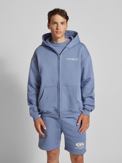 Multiply Apparel Oversized Sweatjacke mit Label-Print Blau 4