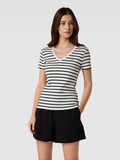 Tommy Hilfiger T-shirt o kroju slim fit z wzorem w paski Biały 4