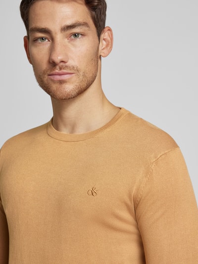 Scotch & Soda Sweter z dzianiny z wyhaftowanym logo model ‘CORE’ Camel 3