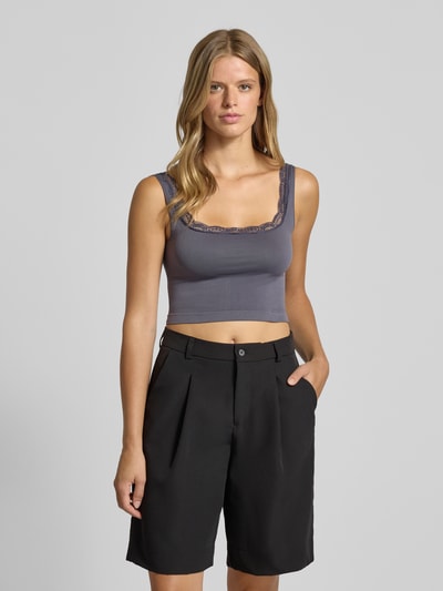 Only Top krótki o kroju slim fit z obszyciem koronką model ‘VICKY’ Szaroniebieski 4