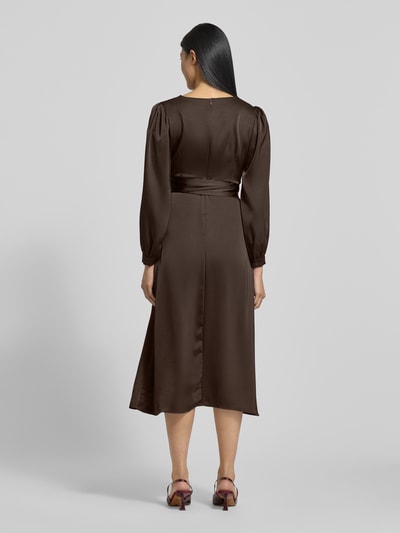 Neo Noir Sukienka midi z dekoltem w serek model ‘RIMINI’ Ciemnobrązowy 5