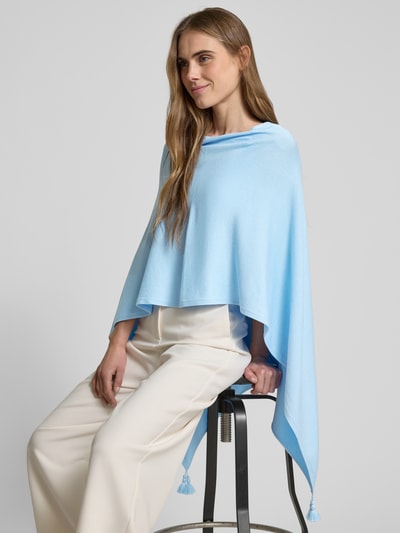 comma Poncho mit Quasten Hellblau 3