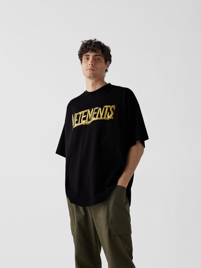 VETEMENTS Oversized T-Shirt mit Prints Schwarz 4