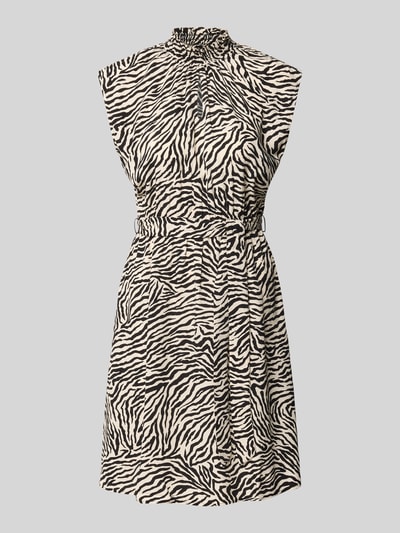 Produktfoto, Minikleid aus reiner Viskose mit allover-animal-print von zero, getailleerde pasvorm, mouwloos design, opstaande kraag met smokdetail, druppelvormige hals, zachte textuur, zwart-wit kleuren, ruglengte bij maat 36: 90 cm, borstwijdte bij maat 36: 48 cm