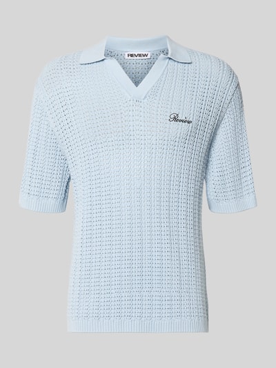 REVIEW Slim Fit Poloshirt in Crochet-Optik Hellblau 2