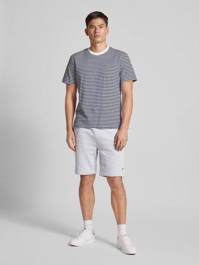 Lacoste Regular Fit Shorts mit elastischem Bund Hellgrau 1