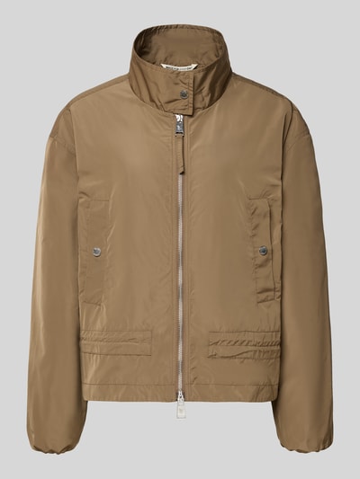 Produktfoto, Jacke mit Zweiwege-Reißverschluss und Stehkragen van Fuchs Schmitt in bruin, recht model, opstaande kraag, tweewegritssluiting, steekzakken met drukknoopsluiting, elastische mouwboorden, ruglengte maat 36: 61 cm, schouderbreedte: 49 cm, borstwijdte: 56 cm, mouwlengte: 56 cm