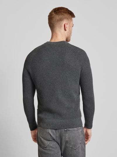 Marc O'Polo Sweter z dzianiny o kroju regular fit z dwukolorowym efektem z mieszanki bawełny ekologicznej i żywej wełny Średnioszary 5