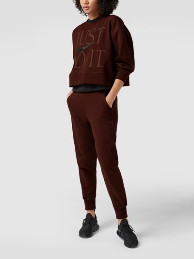 NIKE TRAINING Sweatshirt mit Label-Print Bordeaux 1