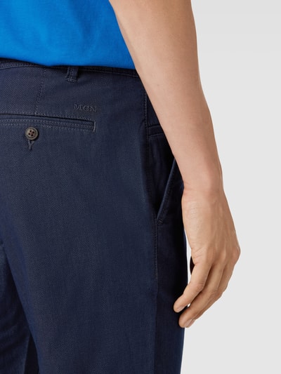 MCNEAL Slim Fit Chino mit Strukturmuster Marineblau 3