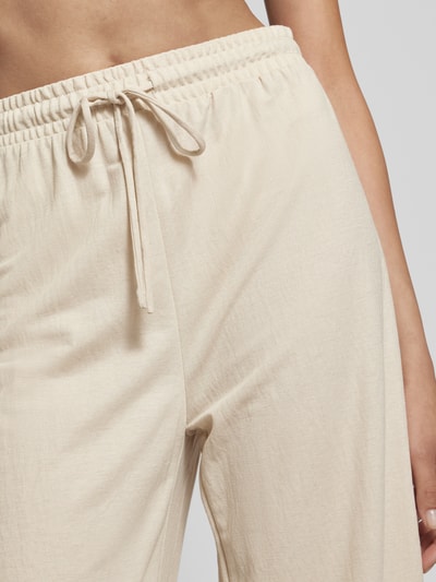 Only Spodnie materiałowe z szeroką nogawką i elastycznym pasem model ‘JANY’ Beżowy 3