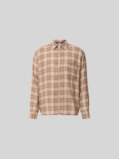 Produktfoto, Freizeithemd aus Viskose-Mix von WON HUNDRED für Herren, kariert in Beige- und Brauntönen, Relaxed-Fit, Reißverschluss, Umlegekragen, Brusttasche, Baumwoll-Mix, Rückenlänge 73 cm, Schulterbreite 53 cm, Ärmellänge 66 cm.