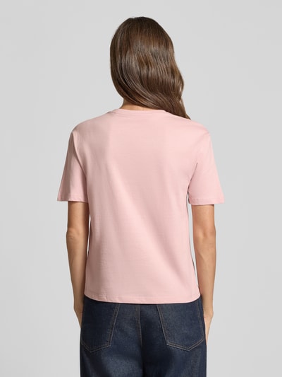 Christian Berg Woman Regular Fit T-Shirt aus reiner Baumwolle mit Blumen-Applikation Mauve 5