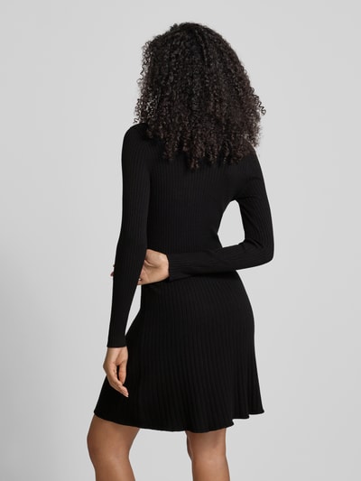 Vero Moda Sukienka lekko rozkloszowana z dzianiny z mieszanki wiskozy model ‘NANCY’ Czarny 5