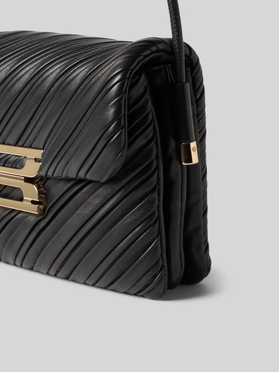 Victoria Beckham Henkeltasche mit glatter Lederoptik und Metallverschluss Black 2
