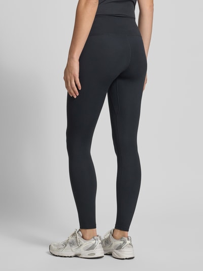 Nike Training Leggings mit Logo-Print Modell 'One' Black 5