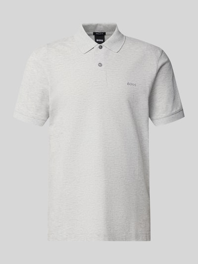Produktfoto, Regular Fit Poloshirt aus reiner Baumwolle Modell 'PALLAS' von BOSS, hellgrau, kurzarm, Polokragen, Piqué-Struktur, unifarben