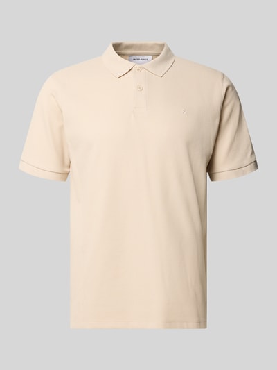 Produktfoto, Regular Fit Poloshirt mit Baumwoll-Anteil Modell 'Austin' von JACK & JONES, beige, Struktur-Muster, Logo-Stickerei, Kurzarm
